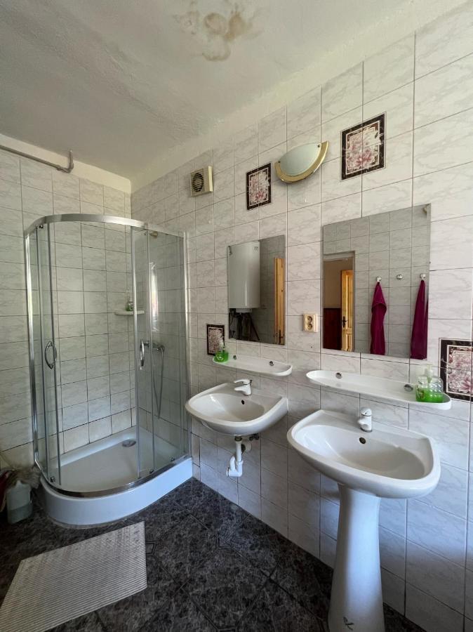 Dedinky Lakeview Cottage المظهر الخارجي الصورة